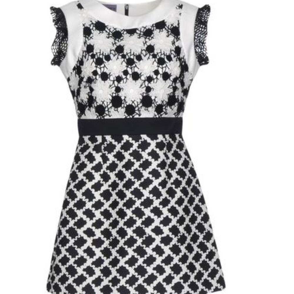 EMANUEL UNGARO Black and White Lace Short Dress 8